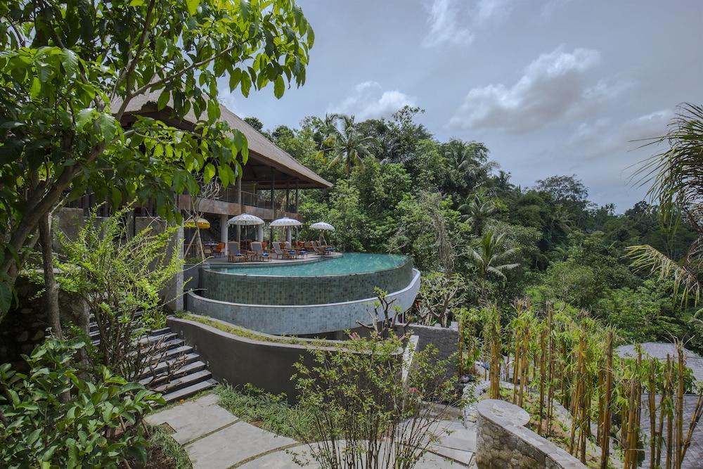 Natya Resort Ubud Екстер'єр фото The resort's main pool
